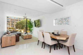 Luxurious Soho Apartment~ 2 Bedroom 2 Bathroom